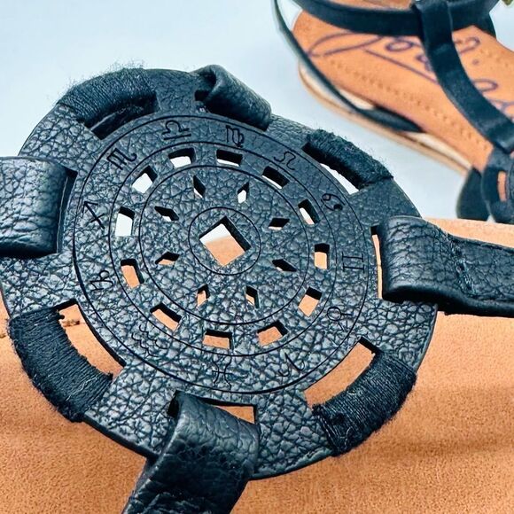 Zodiac Dream Sandal - Picture 6 of 6